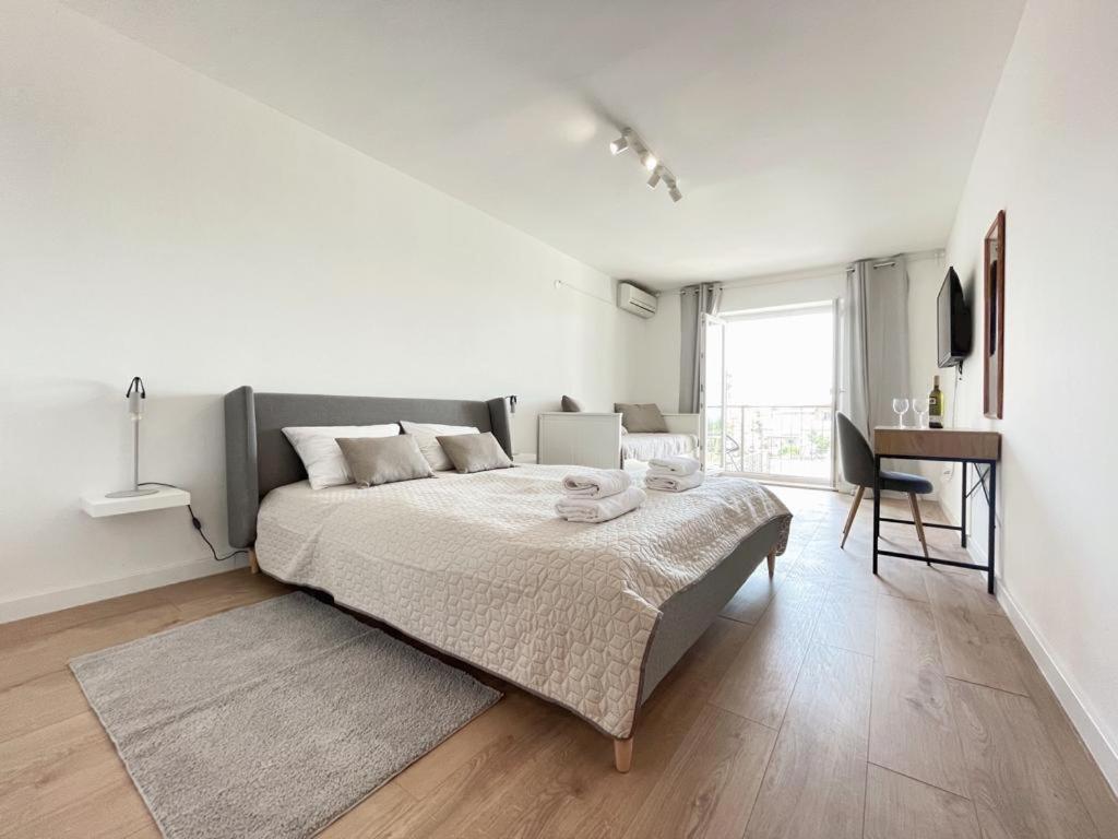 Caramel Comforts With Sea View In Stinjan Only 300 Meters From The Beach Pula Extérieur photo