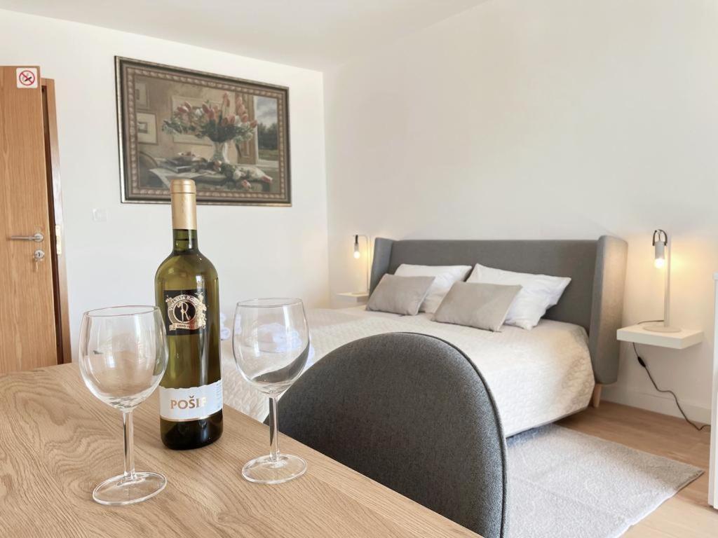 Caramel Comforts With Sea View In Stinjan Only 300 Meters From The Beach Pula Extérieur photo