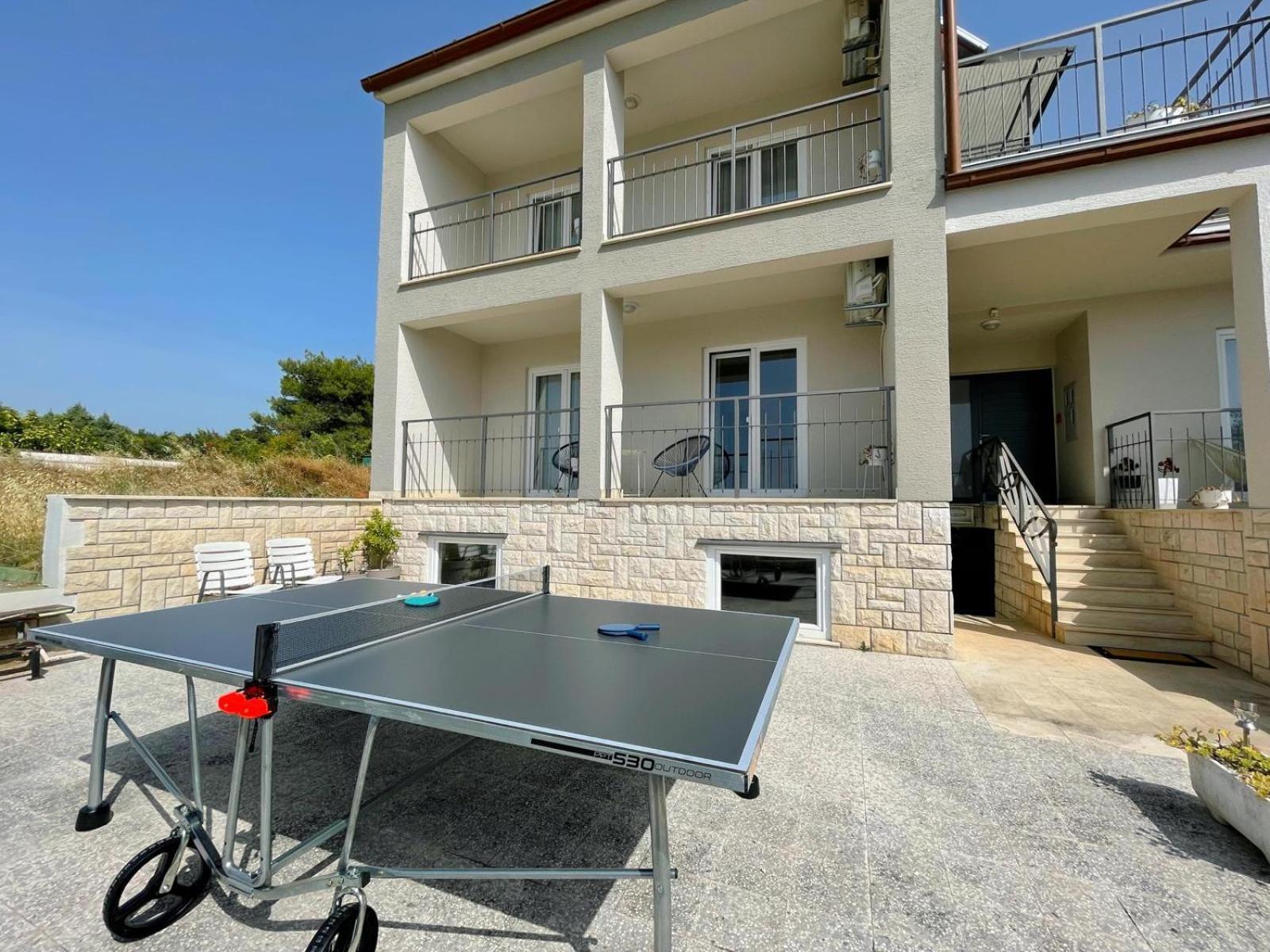 Caramel Comforts With Sea View In Stinjan Only 300 Meters From The Beach Pula Extérieur photo