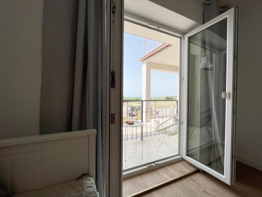 Caramel Comforts With Sea View In Stinjan Only 300 Meters From The Beach Pula Extérieur photo