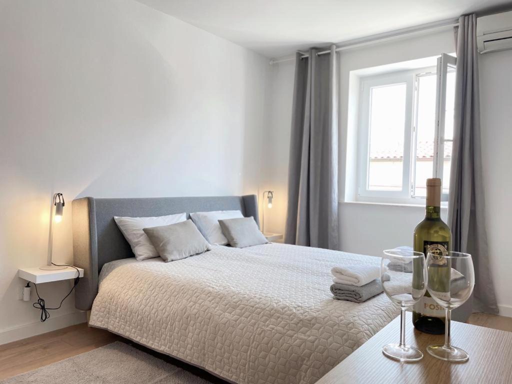 Caramel Comforts With Sea View In Stinjan Only 300 Meters From The Beach Pula Extérieur photo