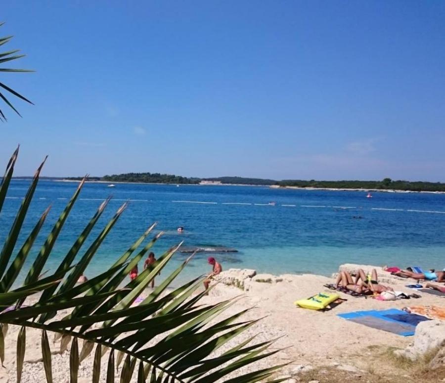 Caramel Comforts With Sea View In Stinjan Only 300 Meters From The Beach Pula Extérieur photo